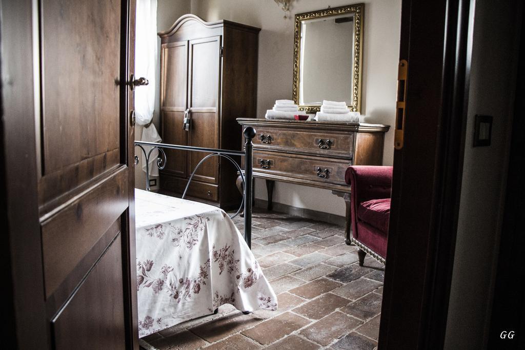 Villa Mons Major Relais Montemaggiore al Metauro Zimmer foto